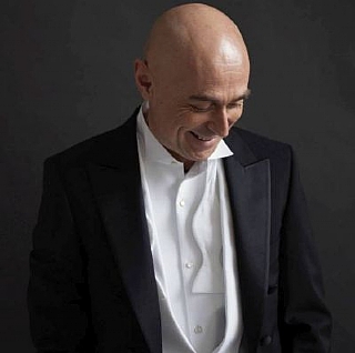 Carignani Paolo, conductor (Enlarge)