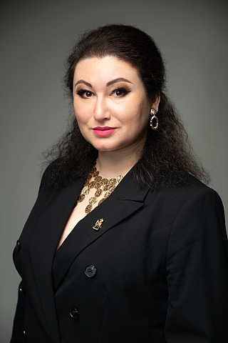 Nosatova Oksana, soprano (Enlarge)