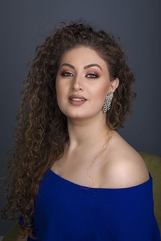Hovhannisyan Anush, soprano (Enlarge)