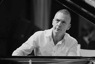 Gortler Daniel, pianist (Enlarge)