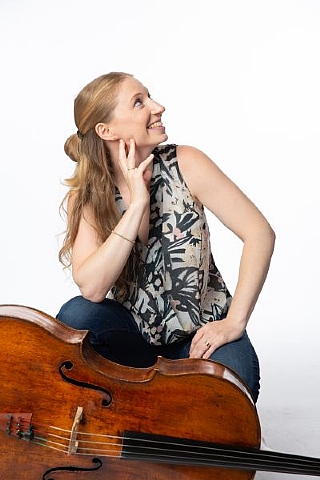 Korman Michal, cello (Enlarge)