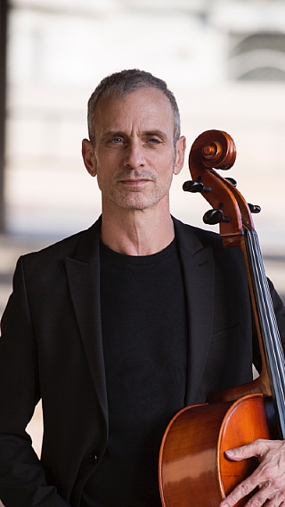 Cohen Raz, cello (Enlarge)