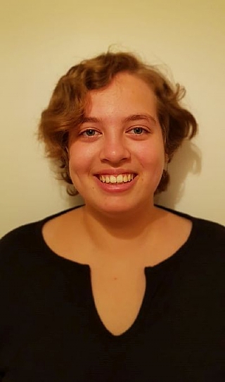 Gluck Tair, soprano (Enlarge)