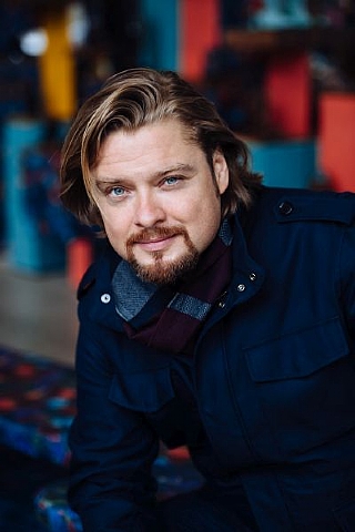 Antipenko Viktor, tenor (Enlarge)